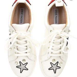 Steve Madden Smart Pearl Star Patch Sneakers